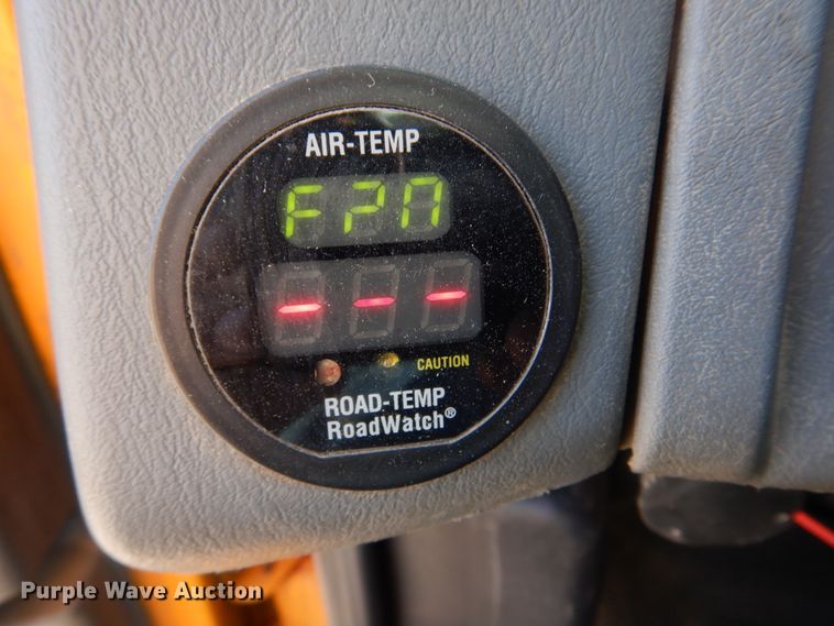 image for item DM7308 2006 International 7400  dump truck