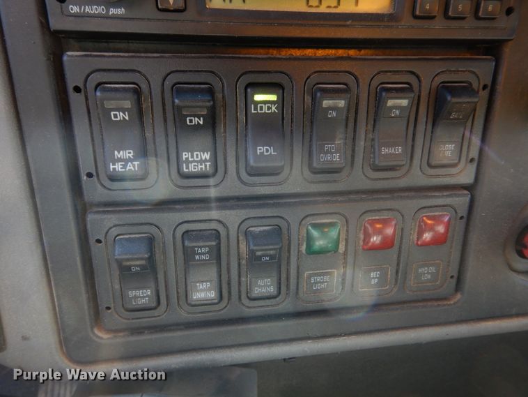 image for item DM7308 2006 International 7400  dump truck