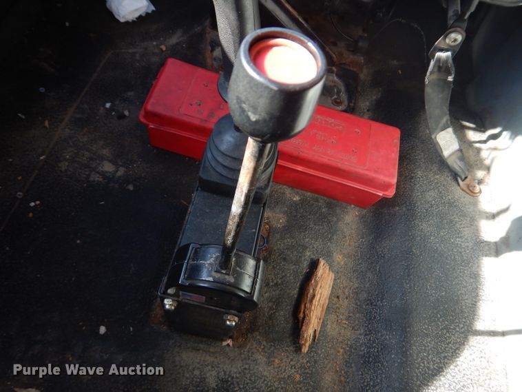 image for item DM7308 2006 International 7400  dump truck