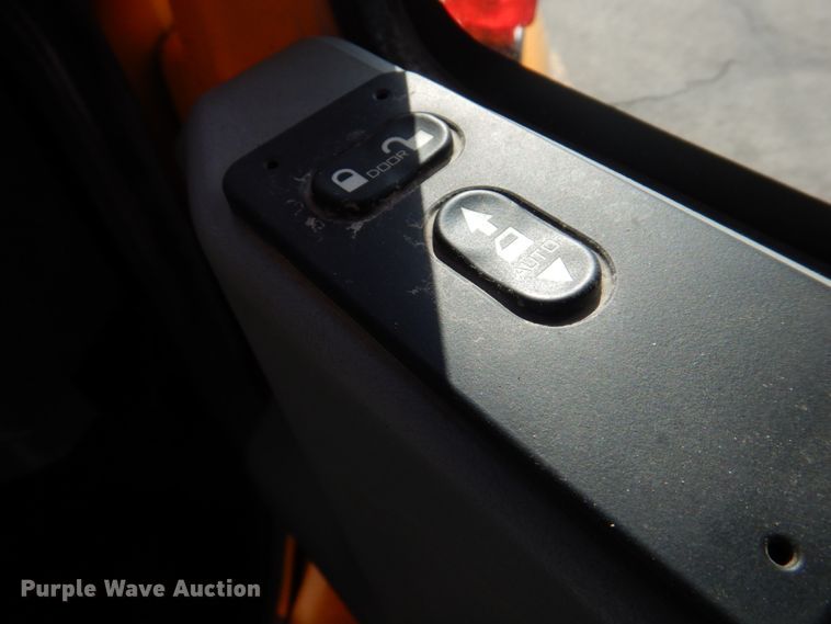 image for item DM7308 2006 International 7400  dump truck