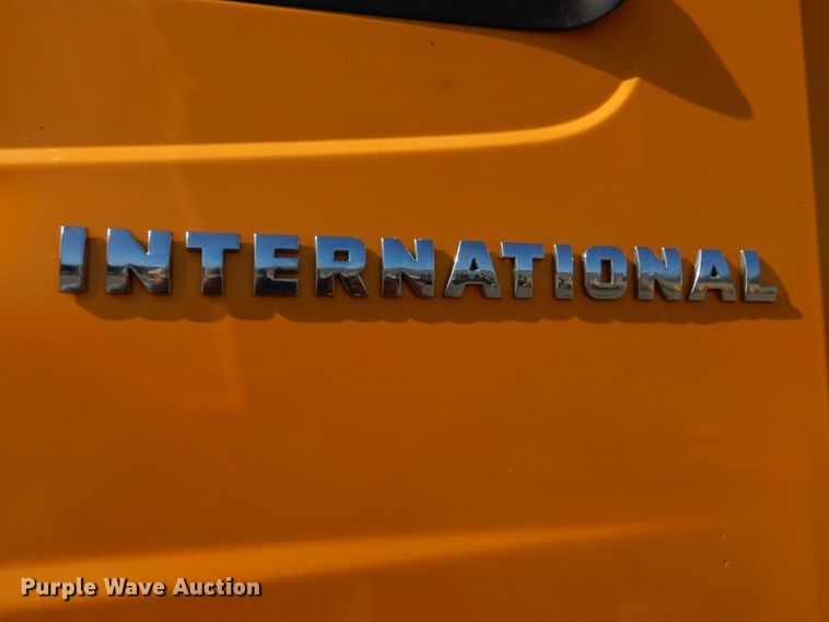 image for item DM7308 2006 International 7400  dump truck