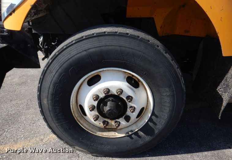 image for item DM7308 2006 International 7400  dump truck