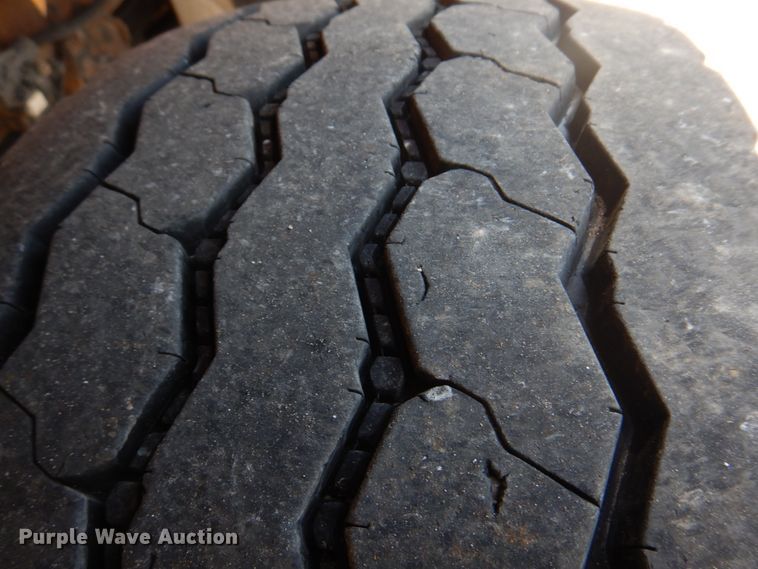 image for item DM7308 2006 International 7400  dump truck