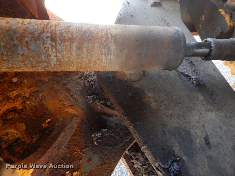 image for item DM7309 2006 John Deere 444J  high lift wheel loader