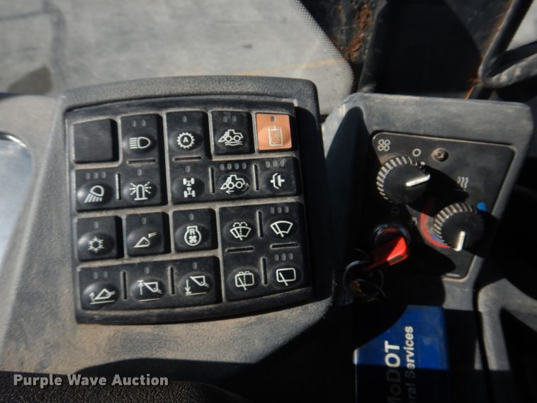 image for item DM7310 2007 John Deere 544J  wheel loader