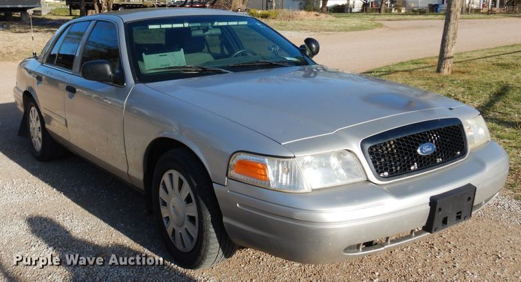 image for item DN0287 2007 Ford Crown Victoria Police Interceptor