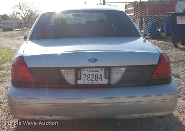 image for item DN0287 2007 Ford Crown Victoria Police Interceptor