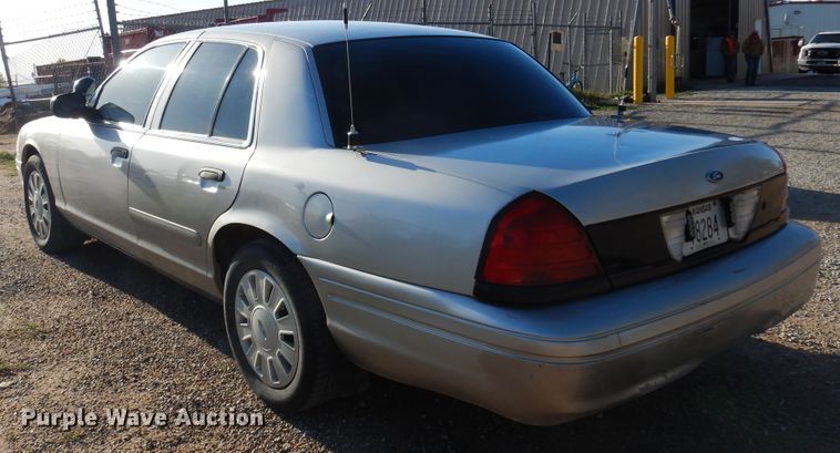 image for item DN0287 2007 Ford Crown Victoria Police Interceptor