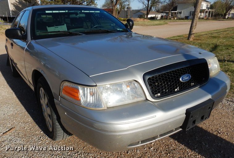 image for item DN0287 2007 Ford Crown Victoria Police Interceptor