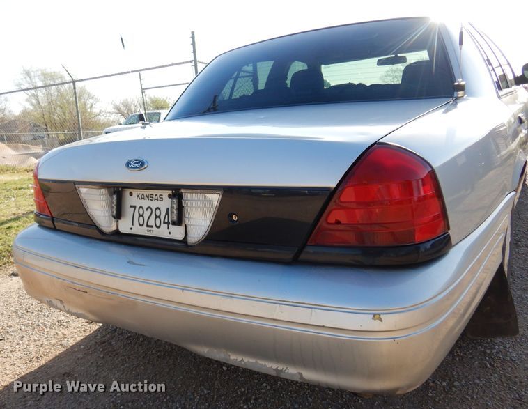 image for item DN0287 2007 Ford Crown Victoria Police Interceptor