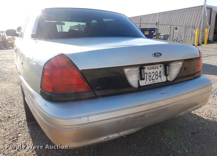 image for item DN0287 2007 Ford Crown Victoria Police Interceptor