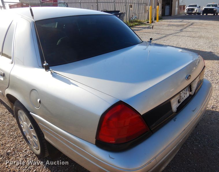 image for item DN0287 2007 Ford Crown Victoria Police Interceptor