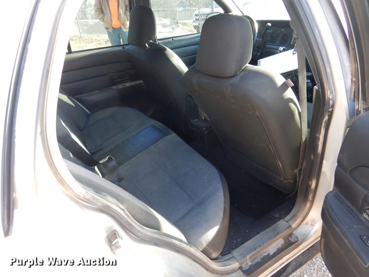 image for item DN0287 2007 Ford Crown Victoria Police Interceptor