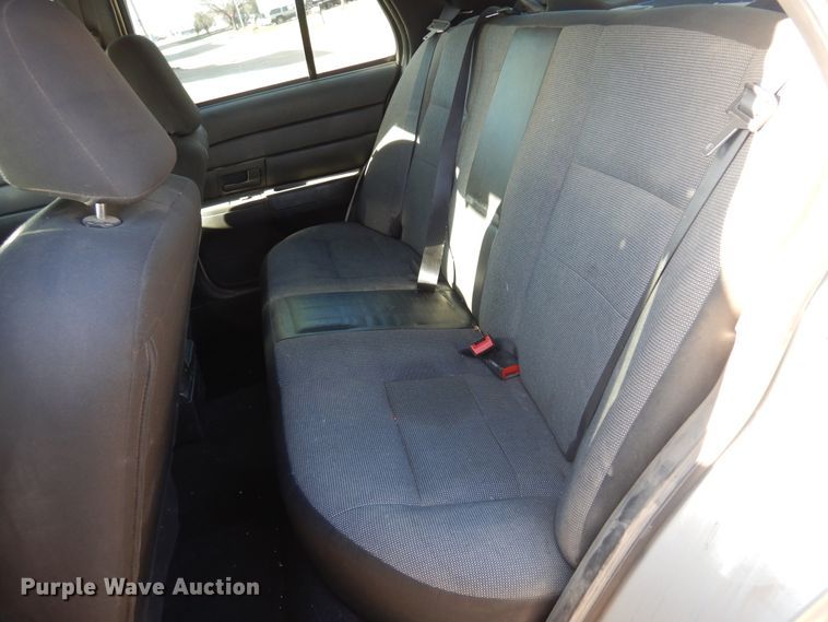 image for item DN0287 2007 Ford Crown Victoria Police Interceptor