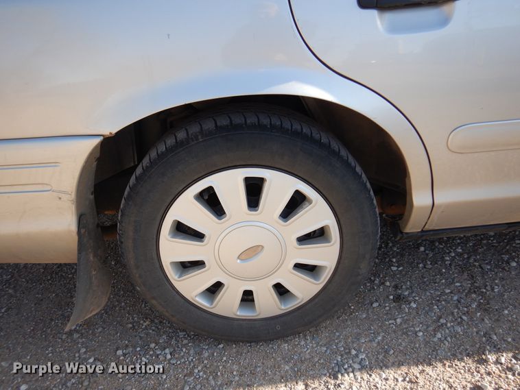 image for item DN0287 2007 Ford Crown Victoria Police Interceptor