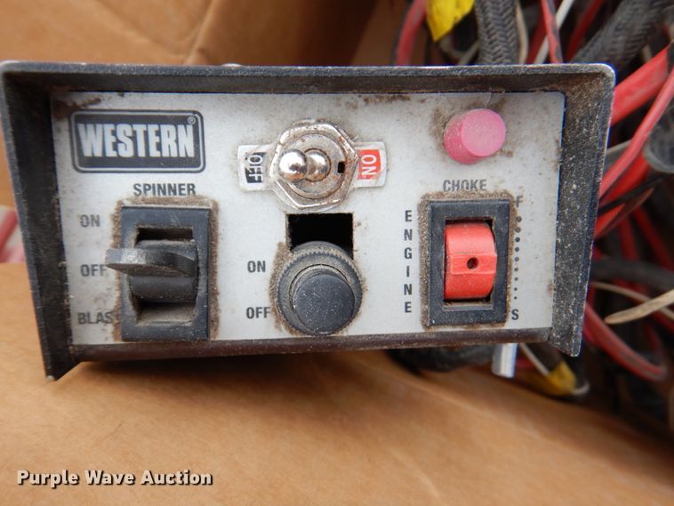 image for item DN1469 Western Ice Breaker stainless steel spreader