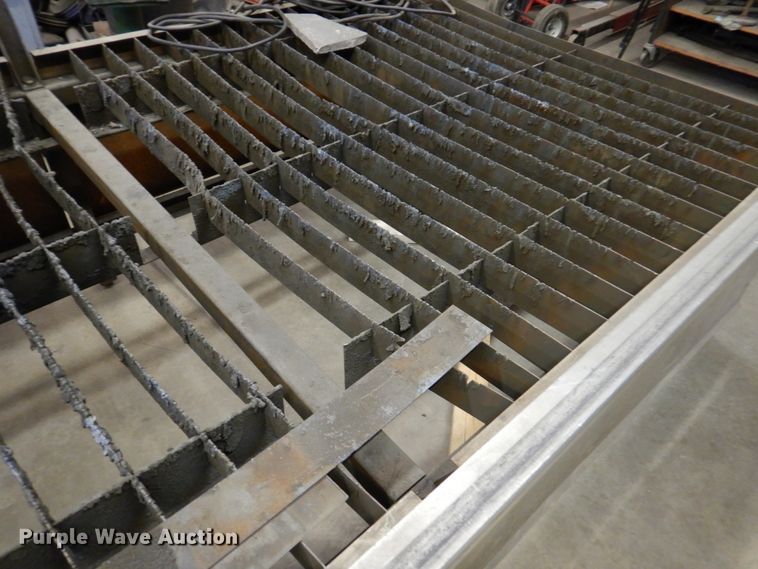 image for item DN1470 Tracker  plasma cutting table