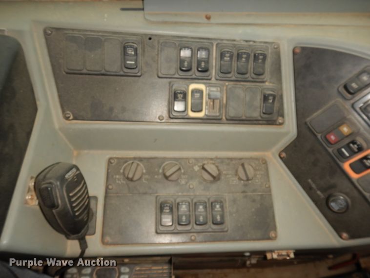 image for item DN1511 2007 Blue Bird Vision  bus