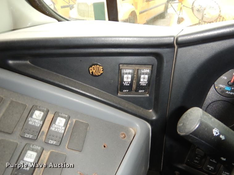 image for item DN1513 2007 International 3000CE  bus