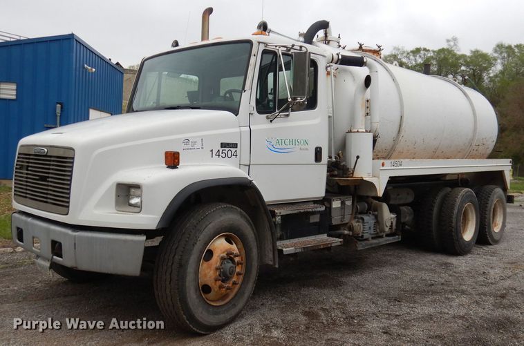 image for item DN1536 2000 Freightliner FL80  vacuum truck