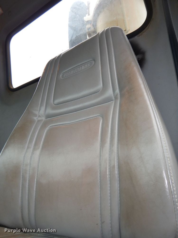 image for item DN1536 2000 Freightliner FL80  vacuum truck