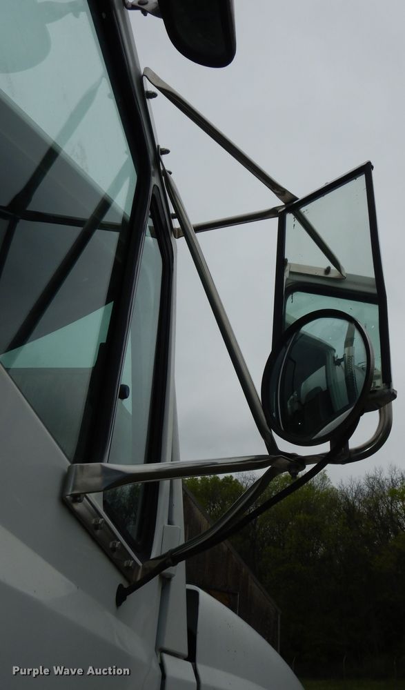 image for item DN1536 2000 Freightliner FL80  vacuum truck