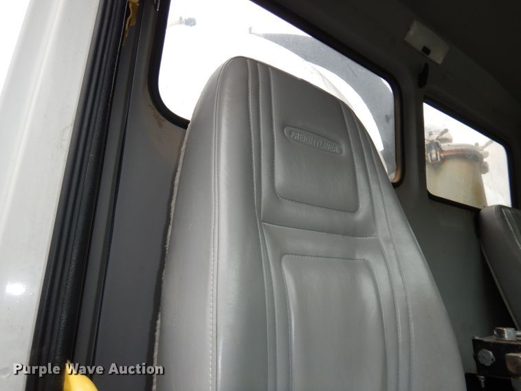 image for item DN1536 2000 Freightliner FL80  vacuum truck