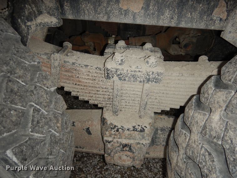 image for item DN1536 2000 Freightliner FL80  vacuum truck