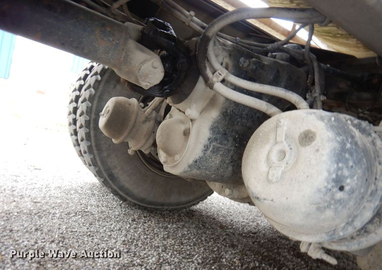 image for item DN1536 2000 Freightliner FL80  vacuum truck