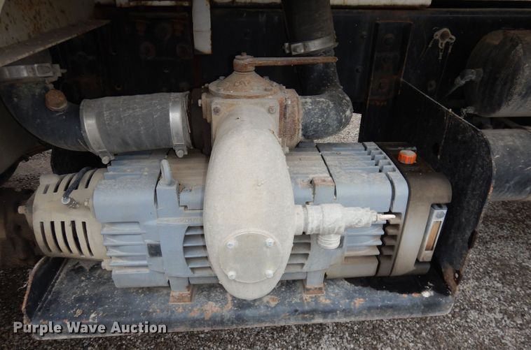 image for item DN1536 2000 Freightliner FL80  vacuum truck