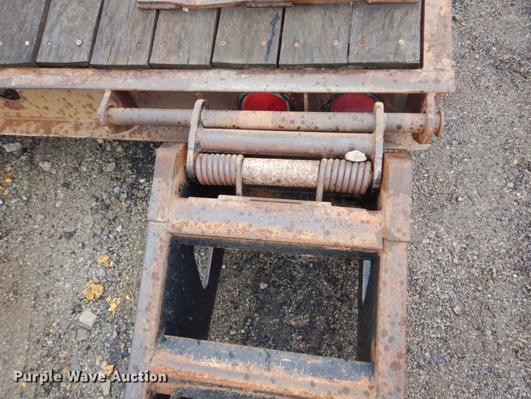 image for item DN7278 1992 Trail King TK24  equipment trailer