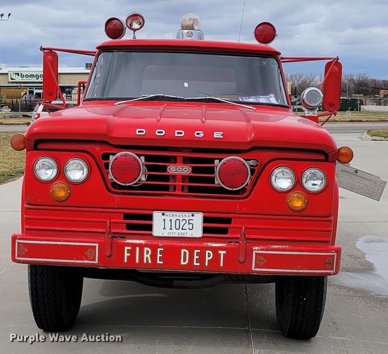 image for item DN7306 1963 Dodge D500  pumper fire truck