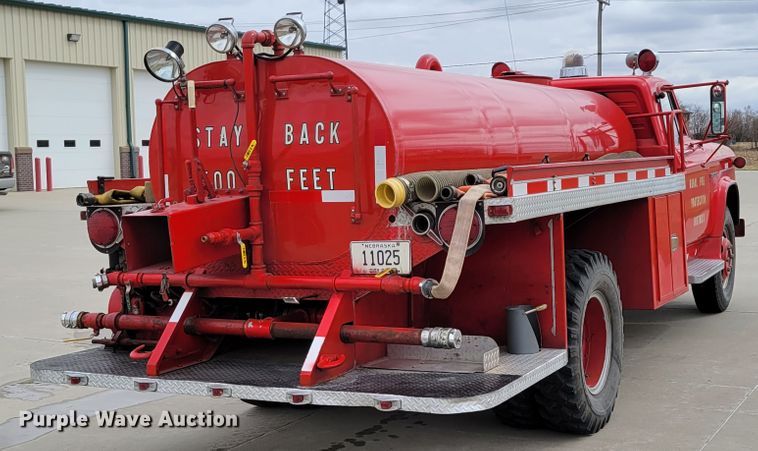 image for item DN7306 1963 Dodge D500  pumper fire truck