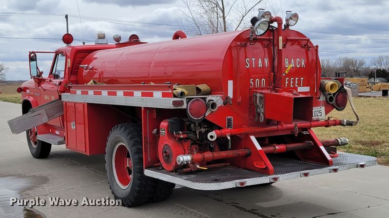 image for item DN7306 1963 Dodge D500  pumper fire truck