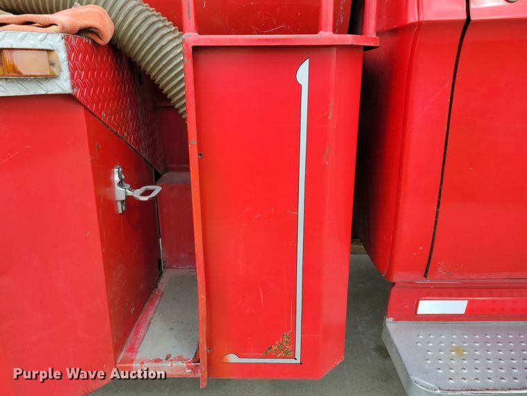 image for item DN7306 1963 Dodge D500  pumper fire truck