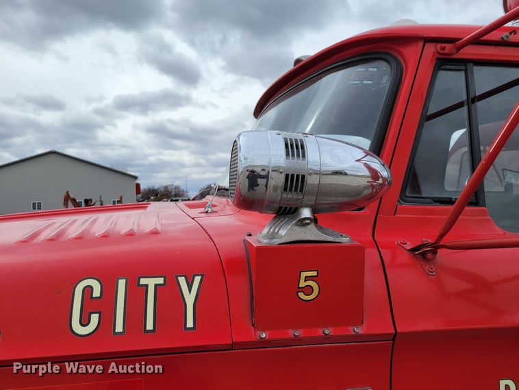 image for item DN7306 1963 Dodge D500  pumper fire truck