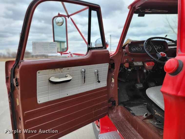 image for item DN7306 1963 Dodge D500  pumper fire truck