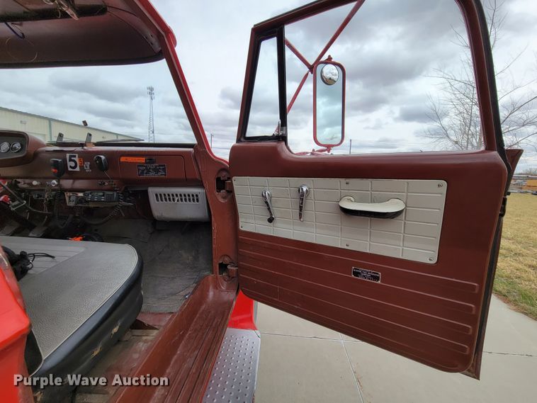 image for item DN7306 1963 Dodge D500  pumper fire truck