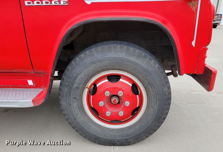 image for item DN7306 1963 Dodge D500  pumper fire truck