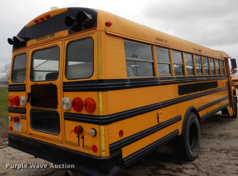 image for item DN7331 2004 Freightliner FS65  school bus