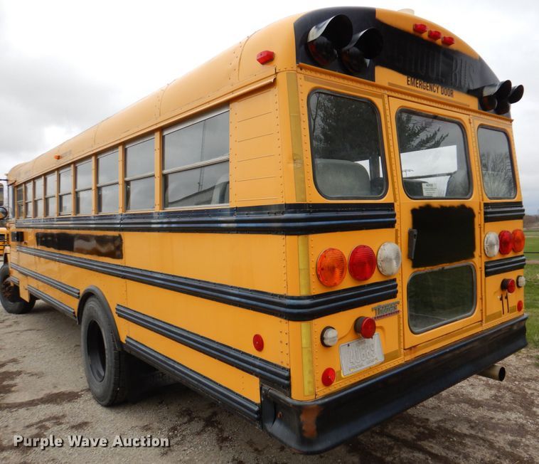 image for item DN7331 2004 Freightliner FS65  school bus