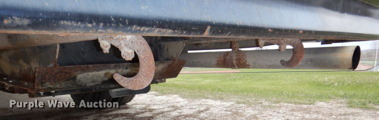 image for item DN7331 2004 Freightliner FS65  school bus