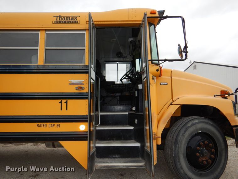 image for item DN7331 2004 Freightliner FS65  school bus