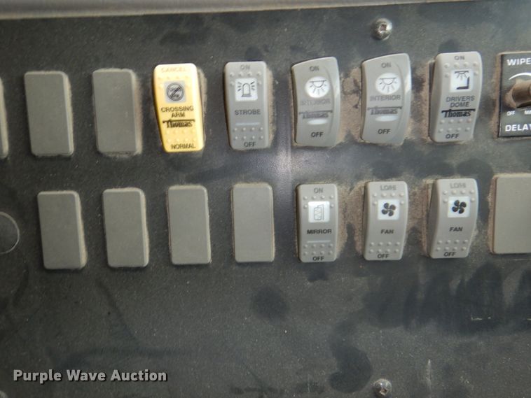 image for item DN7331 2004 Freightliner FS65  school bus