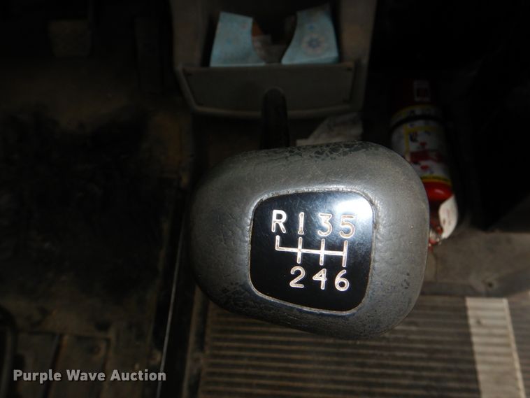 image for item DN7331 2004 Freightliner FS65  school bus