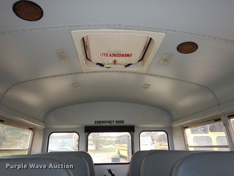 image for item DN7331 2004 Freightliner FS65  school bus