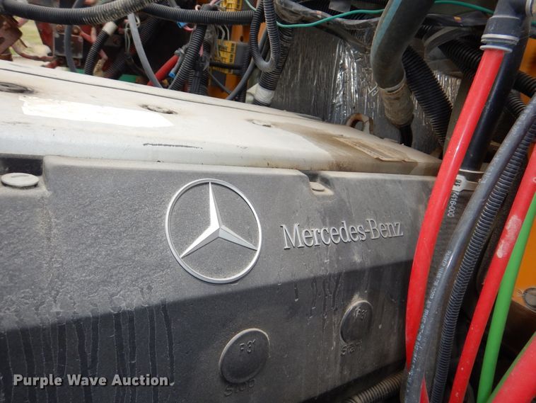 image for item DN7331 2004 Freightliner FS65  school bus