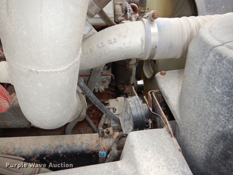 image for item DN7331 2004 Freightliner FS65  school bus