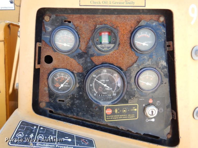 image for item DN7348 2006 Vermeer BC1000XL  wood chipper