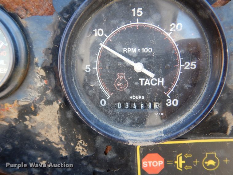 image for item DN7348 2006 Vermeer BC1000XL  wood chipper